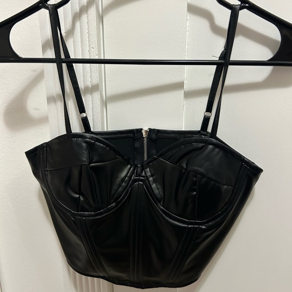 15 going out / crop tops - Picture 2 of 15